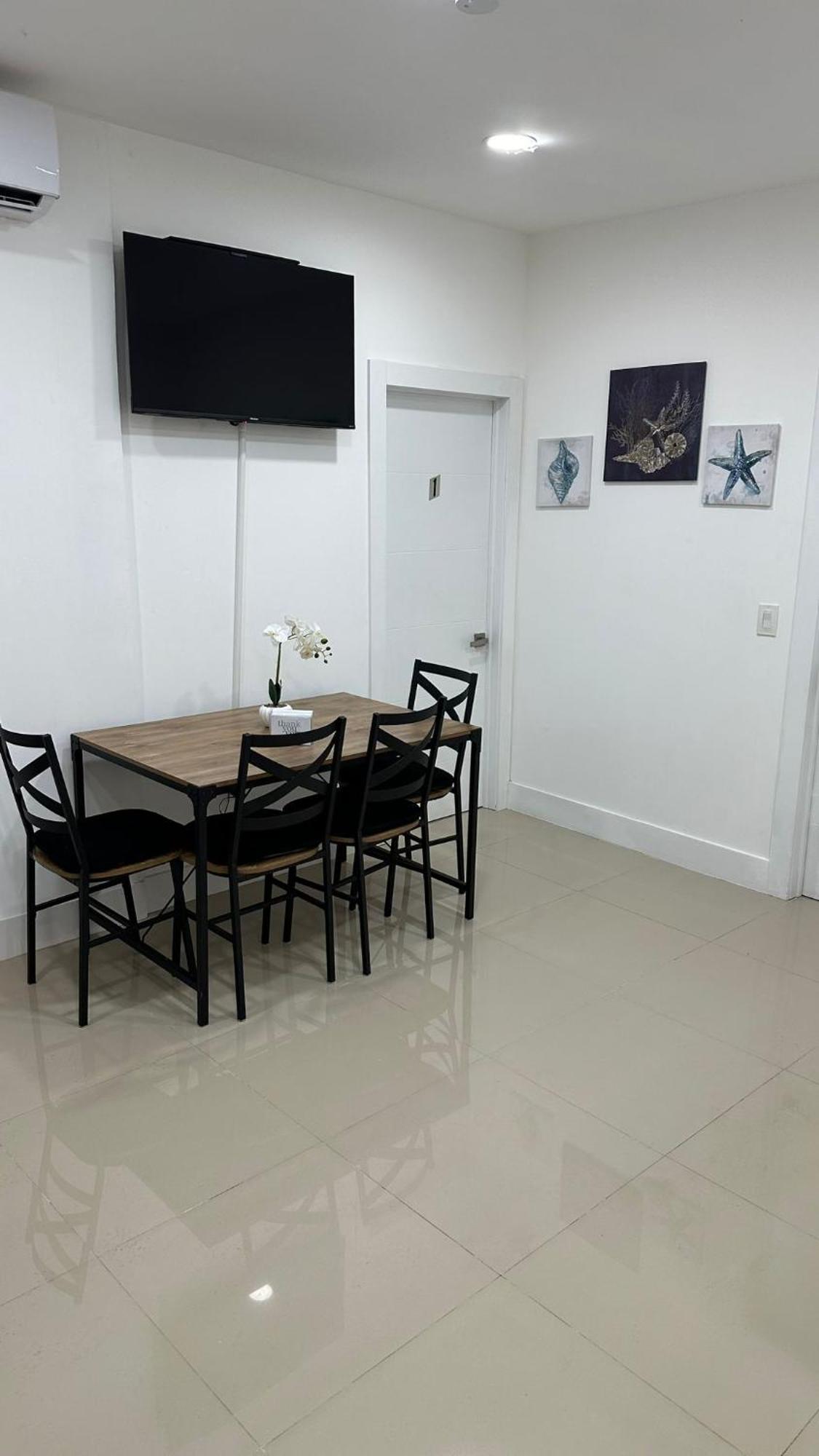 203 Miami Shared Rooms For Men Central Comfortable, Affordable Exteriér fotografie